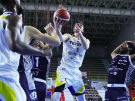 Gara-3 con la firma di Autosilver - Tezenis Scaligera Basket